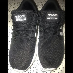 Adidas Women's Cloudform sz 6
